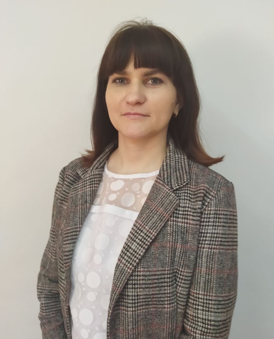 Мандрыкина Оксана Сергеевна.